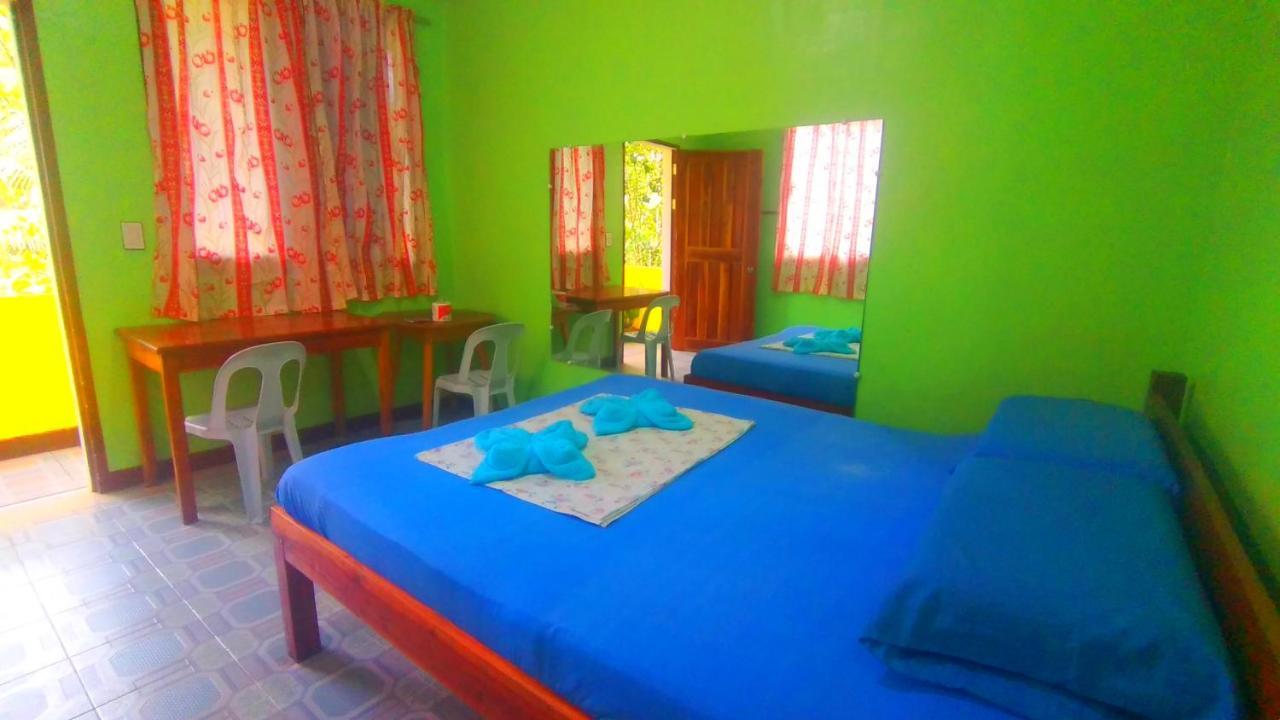 Xylla Guesthouse Siquijor Room photo